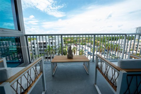 Condo in Miami Beach, Florida, 2 bedrooms  № 1269383 - photo 24