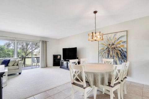 Condo in Tequesta, Florida, 2 bedrooms  № 1162906 - photo 30