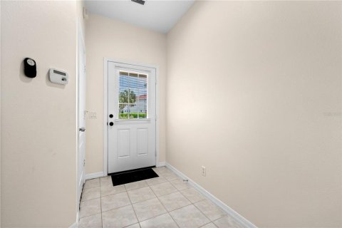 Townhouse in North Port, Florida 2 bedrooms, 117.8 sq.m. № 1109617 - photo 3