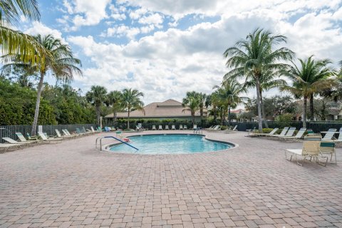 Villa ou maison à vendre à Hobe Sound, Floride: 4 chambres, 250.56 m2 № 989253 - photo 5