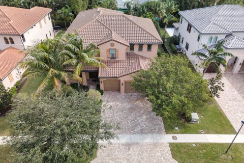 House in Delray Beach, Florida 5 bedrooms, 395.58 sq.m. № 989254 - photo 3