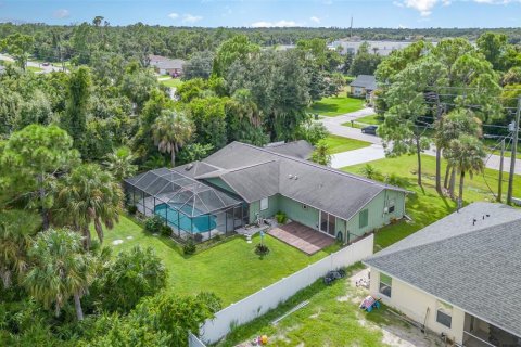 Villa ou maison à vendre à North Port, Floride: 4 chambres, 153.1 m2 № 1360154 - photo 29