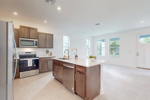 Villa ou maison à louer à Tampa, Floride: 3 chambres, 150.5 m2 № 1354805 - photo 5