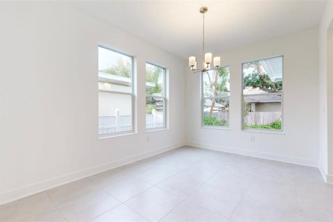 Villa ou maison à louer à Tampa, Floride: 3 chambres, 150.5 m2 № 1354805 - photo 12