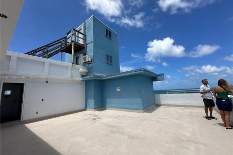 Copropriété à vendre à Miami Beach, Floride: 1 chambre, 62.8 m2 № 1237855 - photo 24