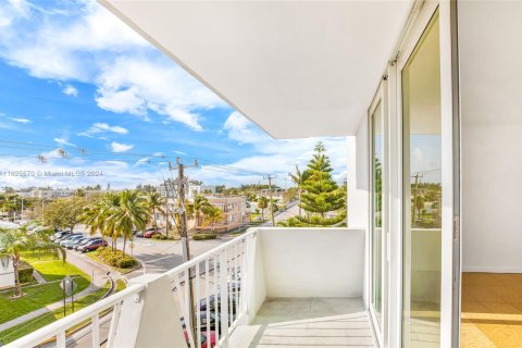 Copropriété à vendre à Miami Beach, Floride: 1 chambre, 83.61 m2 № 1272046 - photo 1