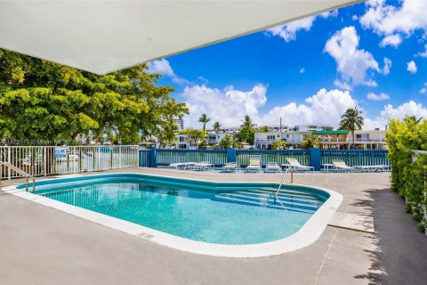 Condominio en venta en Miami Beach, Florida, 1 dormitorio, 83.61 m2 № 1272046 - foto 24