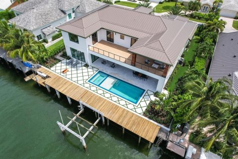Casa en venta en Riviera Beach, Florida, 6 dormitorios, 605.72 m2 № 678827 - foto 6