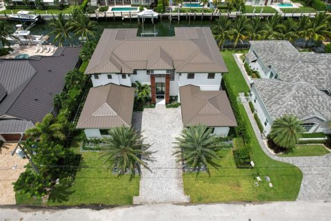 House in Riviera Beach, Florida 6 bedrooms, 605.72 sq.m. № 678827 - photo 10