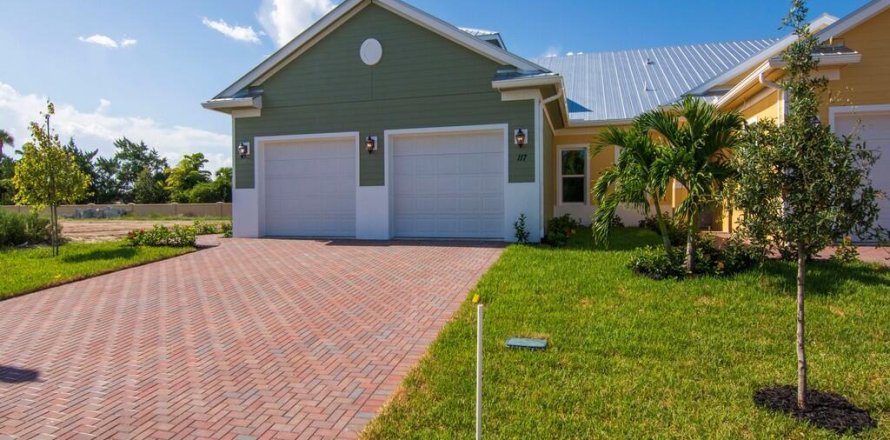 House in Vero Beach, Florida 3 bedrooms, 220.92 sq.m. № 678826