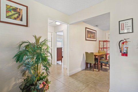 Купить коммерческую недвижимость в Лантана, Флорида № 1014101 - фото 17