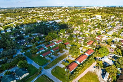 Immobilier commercial à vendre à Lantana, Floride № 1014101 - photo 6