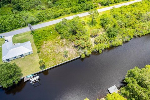 Terreno en venta en Port Charlotte, Florida № 891124 - foto 7