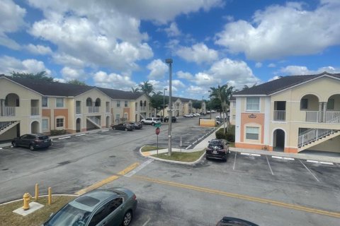 Condominio en venta en Homestead, Florida, 3 dormitorios, 99.96 m2 № 888557 - foto 3