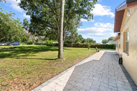 Villa ou maison à vendre à Tampa, Floride: 6 chambres, 401.62 m2 № 1376915 - photo 22