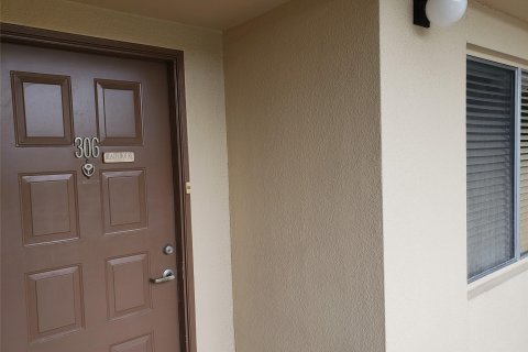 Condominio en venta en Pembroke Pines, Florida, 1 dormitorio, 95.97 m2 № 736591 - foto 10