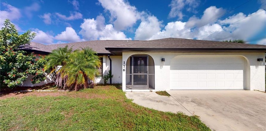 House in Port Charlotte, Florida 3 bedrooms, 201.04 sq.m. № 1379822