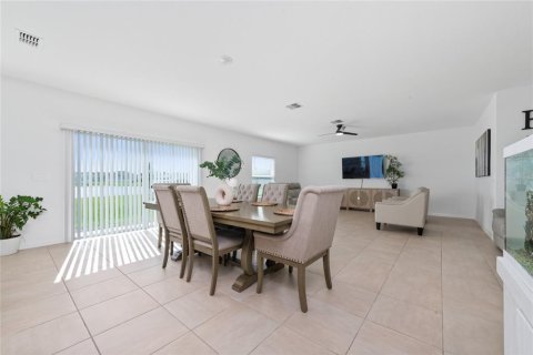 Villa ou maison à vendre à Kissimmee, Floride: 4 chambres, 201.41 m2 № 1379824 - photo 22