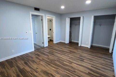 Condominio en venta en Pembroke Pines, Florida, 1 dormitorio, 75.34 m2 № 880393 - foto 14