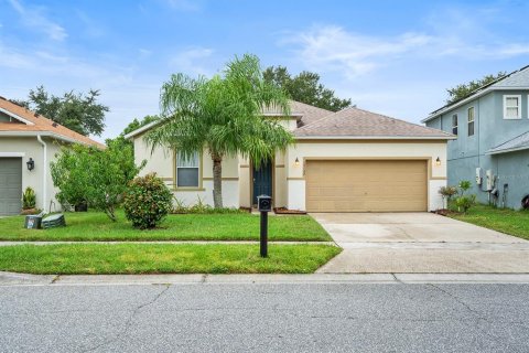 Villa ou maison à vendre à Orlando, Floride: 3 chambres, 177.35 m2 № 1342820 - photo 1