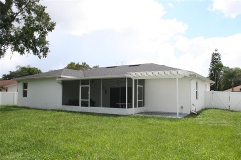 House in Deltona, Florida 4 bedrooms, 152.27 sq.m. № 1342819 - photo 28