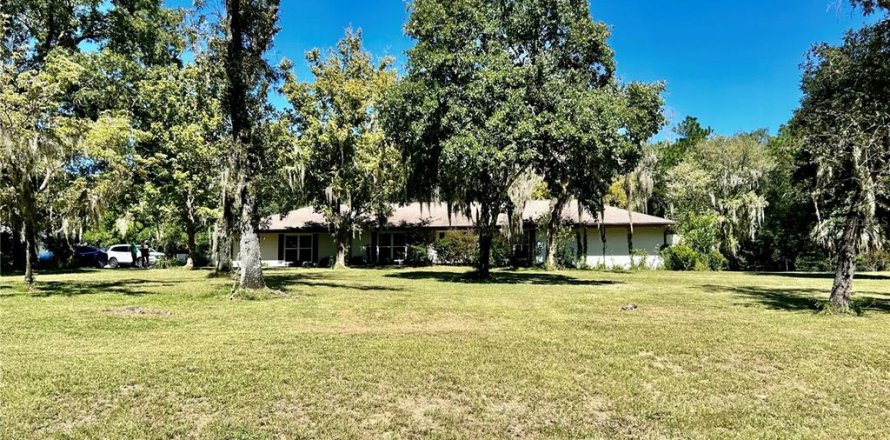 Casa en Dunnellon, Florida 3 dormitorios, 214.6 m2 № 1387138