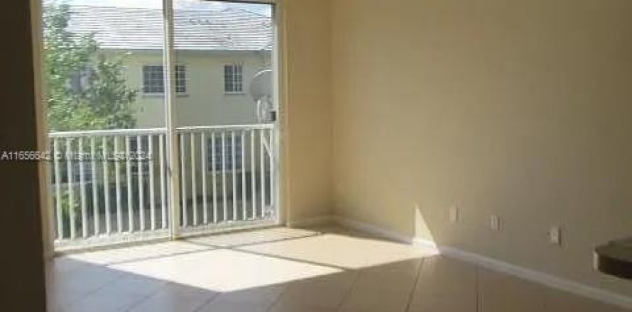 Condo à Riviera Beach, Floride, 3 chambres  № 1358607