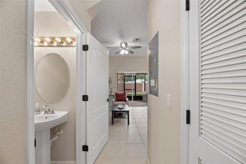 Touwnhouse à vendre à Kissimmee, Floride: 4 chambres, 130.06 m2 № 1319641 - photo 2