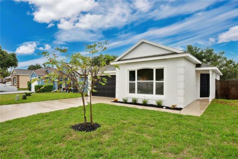 Villa ou maison à vendre à Davenport, Floride: 3 chambres, 132.94 m2 № 1276214 - photo 2