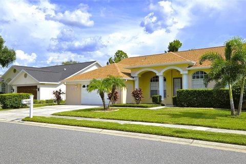 Villa ou maison à vendre à New Port Richey, Floride: 3 chambres, 189.71 m2 № 1278883 - photo 1