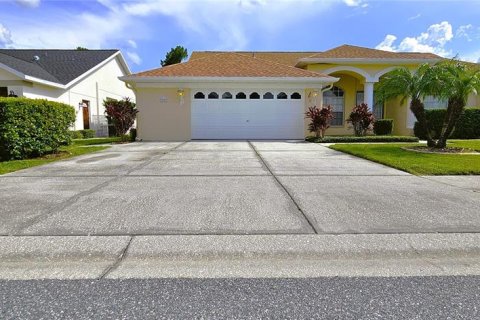 House in New Port Richey, Florida 3 bedrooms, 189.71 sq.m. № 1278883 - photo 9