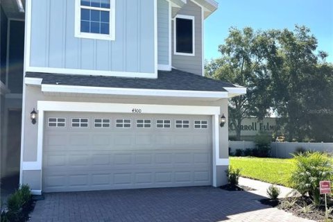 Townhouse in Wesley Chapel, Florida 3 bedrooms, 157.66 sq.m. № 1111595 - photo 1