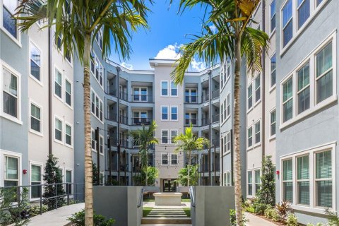 Apartamento en alquiler en Tampa, Florida, 2 dormitorios, 107.95 m2 № 1350303 - foto 9