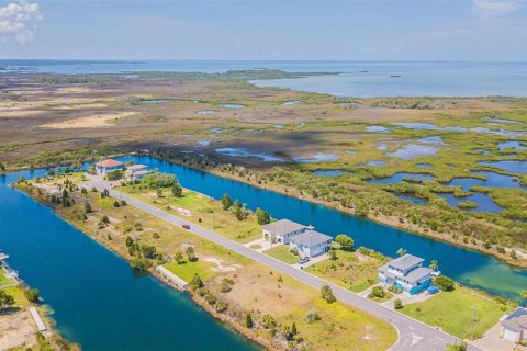 Land in Hernando Beach, Florida № 1301180 - photo 19