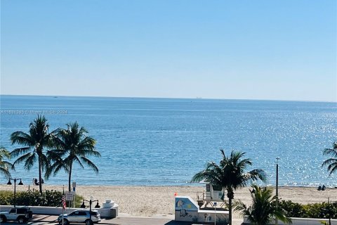 Condo in Fort Lauderdale, Florida, 1 bedroom  № 1291921 - photo 19