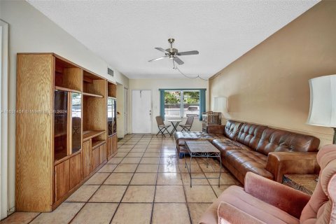 Condo in Fort Lauderdale, Florida, 1 bedroom  № 1291952 - photo 28