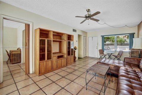 Condo in Fort Lauderdale, Florida, 1 bedroom  № 1291952 - photo 26