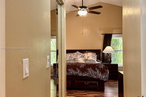 Villa ou maison à vendre à Pembroke Pines, Floride: 3 chambres, 131.55 m2 № 1304862 - photo 20