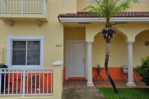 Casa en venta en Hialeah, Florida, 2 dormitorios, 106.84 m2 № 1304864 - foto 10