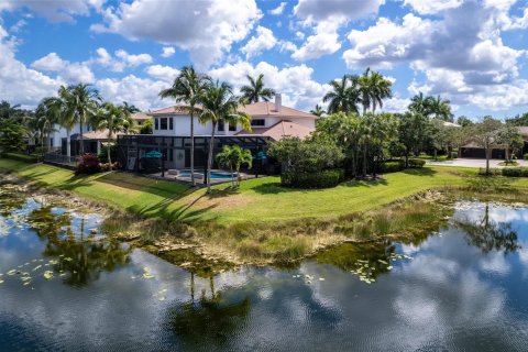 House in Parkland, Florida 6 bedrooms, 424.38 sq.m. № 1208154 - photo 23