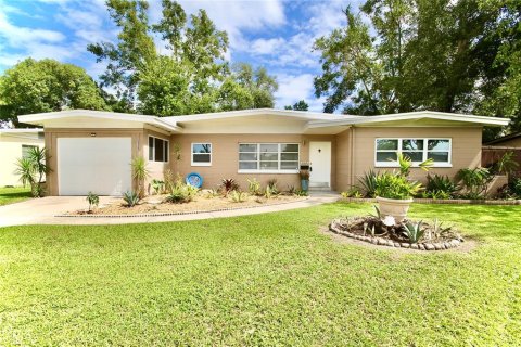 Villa ou maison à vendre à Orlando, Floride: 3 chambres, 121.24 m2 № 1398779 - photo 2