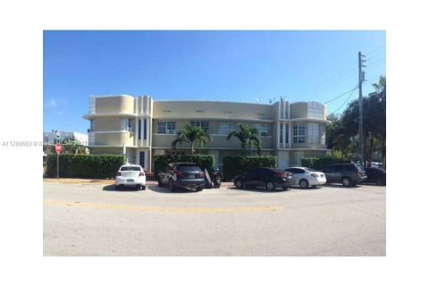 Купить кондоминиум в Майами-Бич, Флорида 18.58м2, № 134761 - фото 9