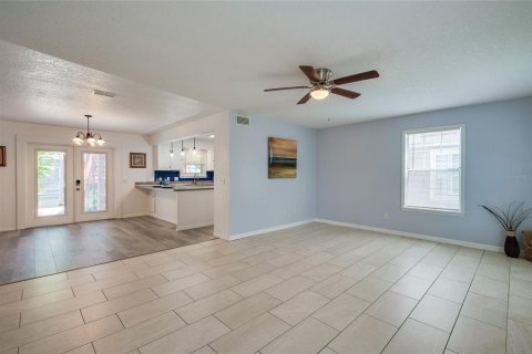 Casa en venta en Port Orange, Florida, 7 dormitorios, 303.51 m2 № 1344092 - foto 10