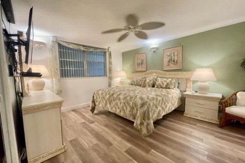 Condo in Boca Raton, Florida, 2 bedrooms  № 989451 - photo 14