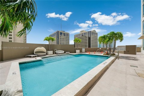 Condo in Miami, Florida, 2 bedrooms  № 1356923 - photo 24