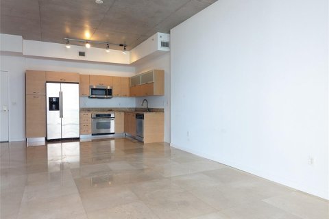 Copropriété à vendre à Miami, Floride: 1 chambre, 72 m2 № 642763 - photo 10