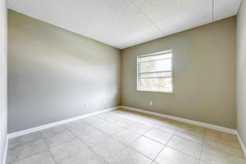 Condo in Orlando, Florida, 3 bedrooms  № 1323715 - photo 14