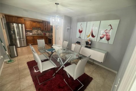 Casa en venta en Tampa, Florida, 3 dormitorios, 141.49 m2 № 1295225 - foto 6