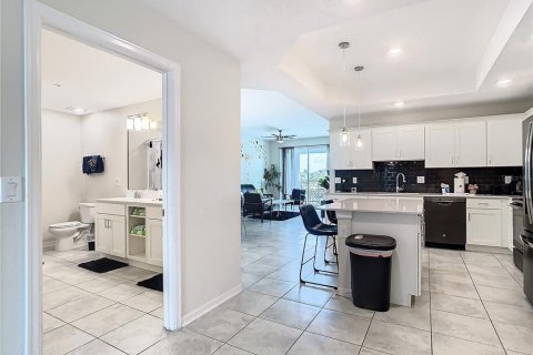 Condo in Kissimmee, Florida, 3 bedrooms  № 1353283 - photo 9