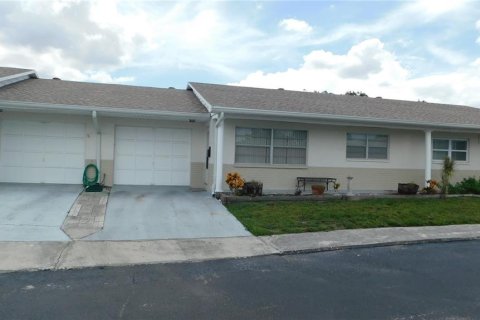 Copropriété à vendre à New Port Richey, Floride: 2 chambres, 108.7 m2 № 1353321 - photo 10